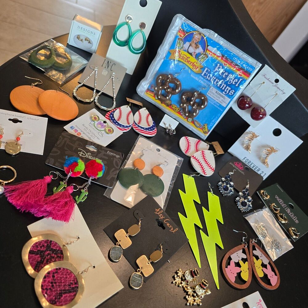 25+ NEW EARRINGS LOT Brand New fun to elegant earrings lot